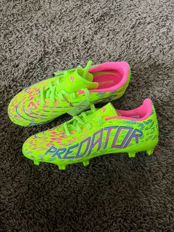 New Adidas Predator Youth Solar Green Neon Soccer Cleats Size 3.5