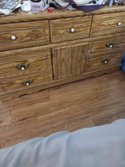 WOODEN BROWN DRESSER