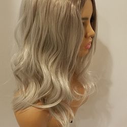 Short Blonde Wavy Wig