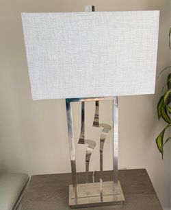 2 End Table Lamps