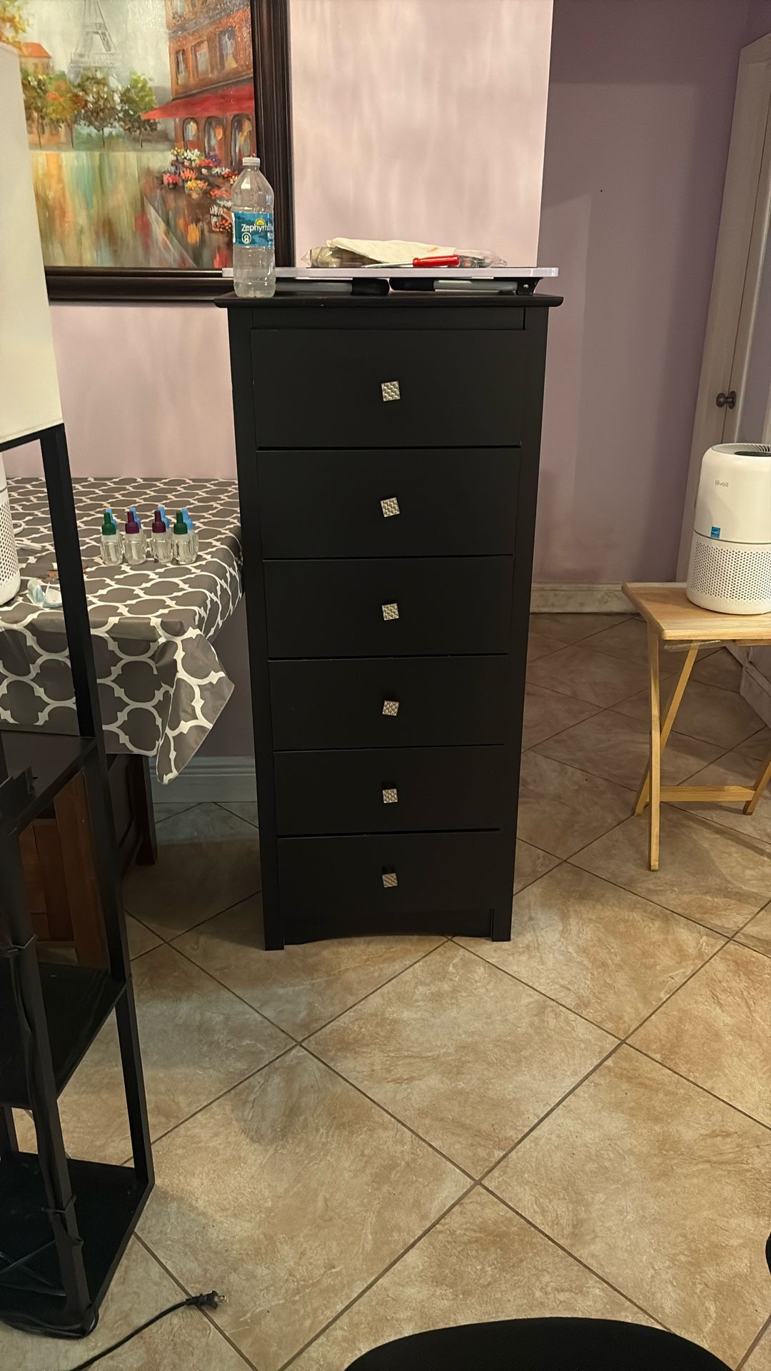 Tall Thin Dresser