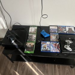 PS4 In Good Condition, Xbox 1 In Good Condition 