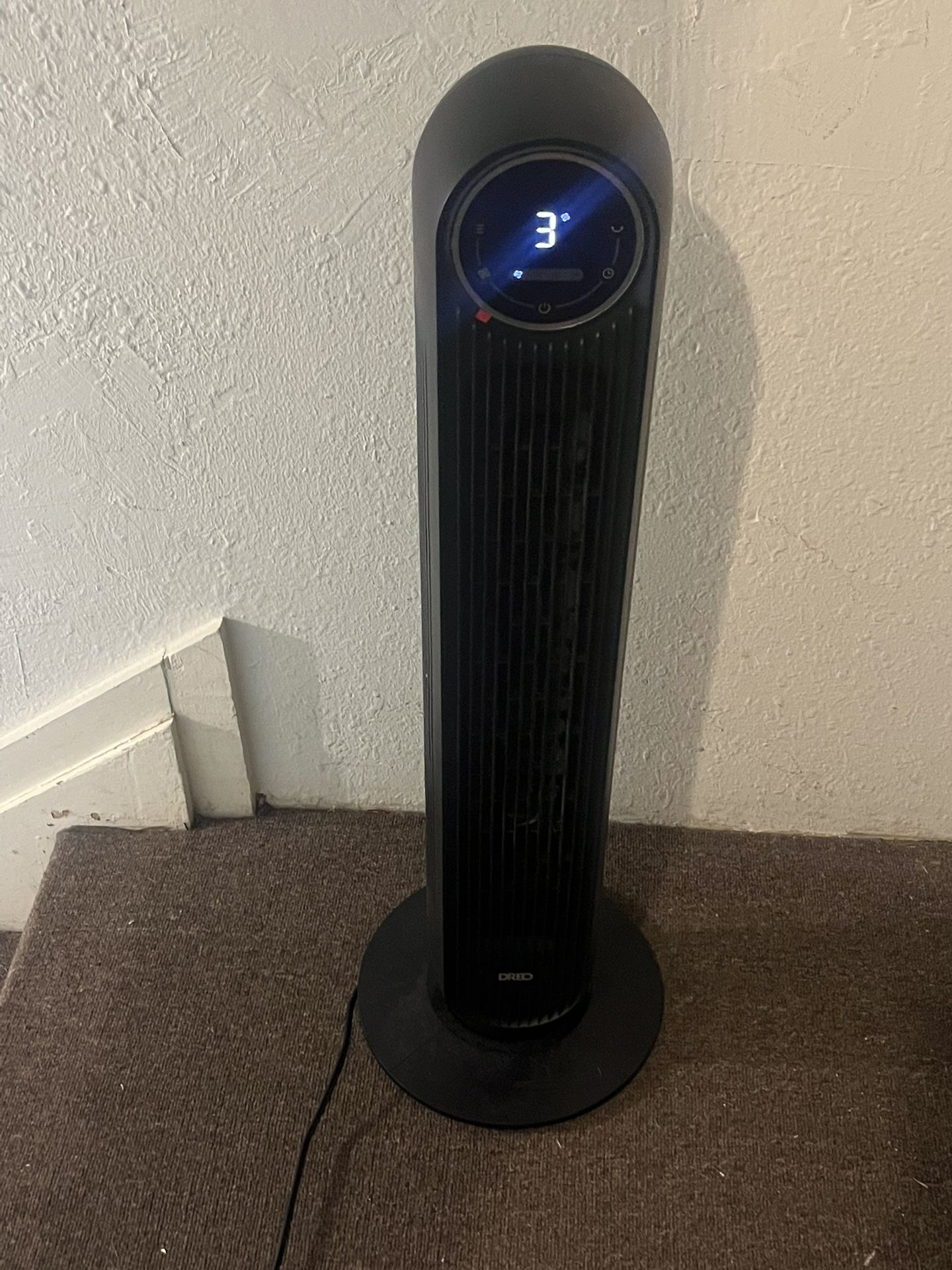 Dreo Nomad One Tower Fan in Perfect Condition with Remote