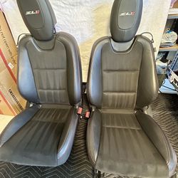 Camaro 2012-2015 ZL1 Seats (Leather & Suede)