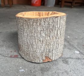 Tree Stump - Luau Stand 