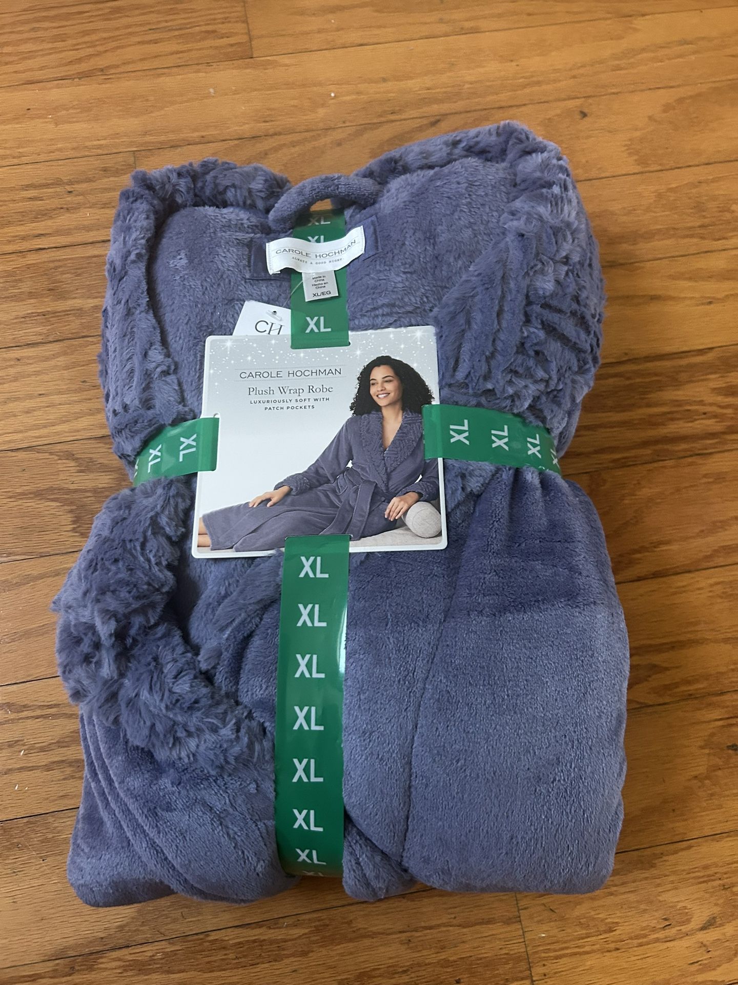NWT Carole Hochman women plush robe Size XL