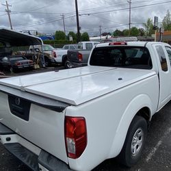 Nissan Frontier Bed Cover 