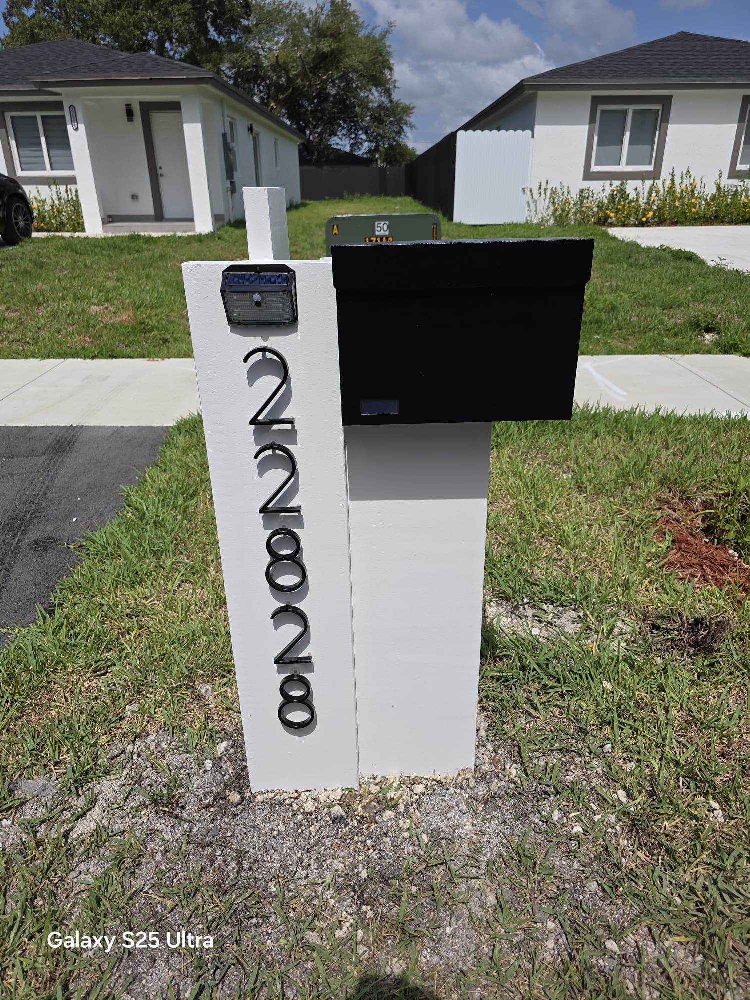 Mail Box