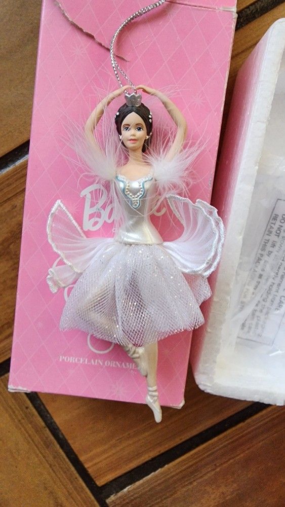 Barbie Swan Queen Ornament
