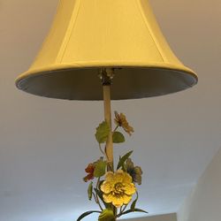 Vintage(toleware)metal lamp, floral design does not have original shade see last pic