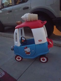 Hello Kitty ice cream truck