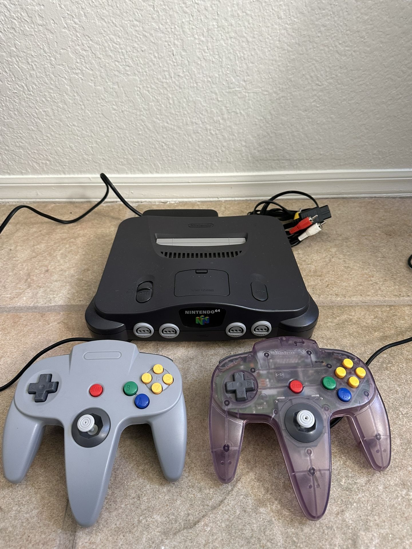 Nintendo 64 w/ 2 Controllers – Gray + Atomic Purple