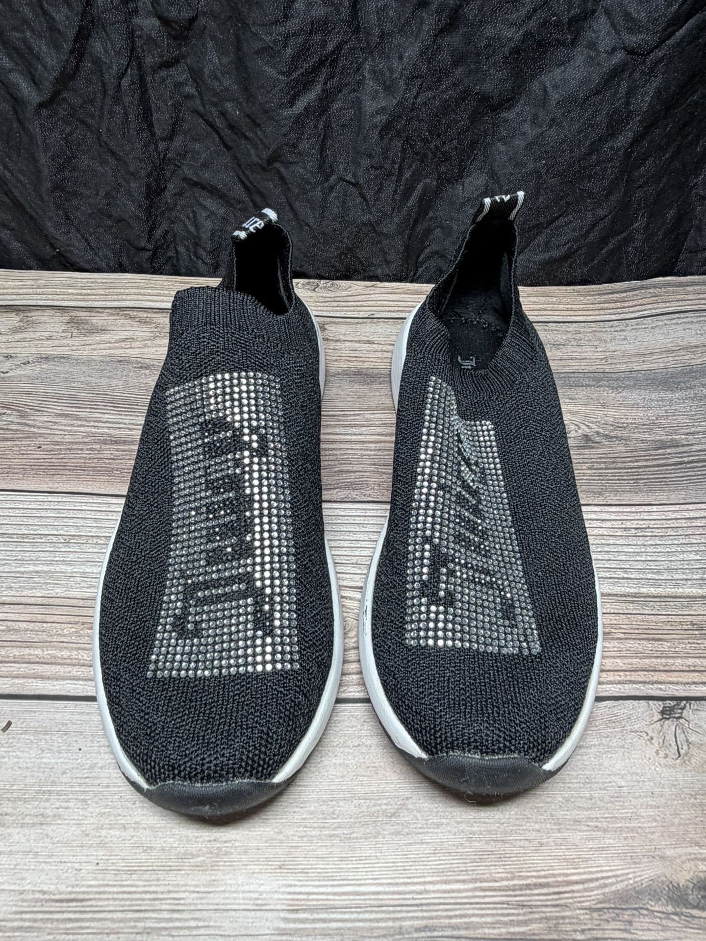 Juicy Couture Women's Ablaze Embellished Rhinestone Black Sneakers SIZE 7.5