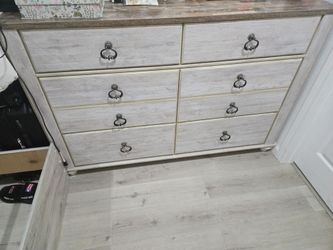 Dresser + mirror