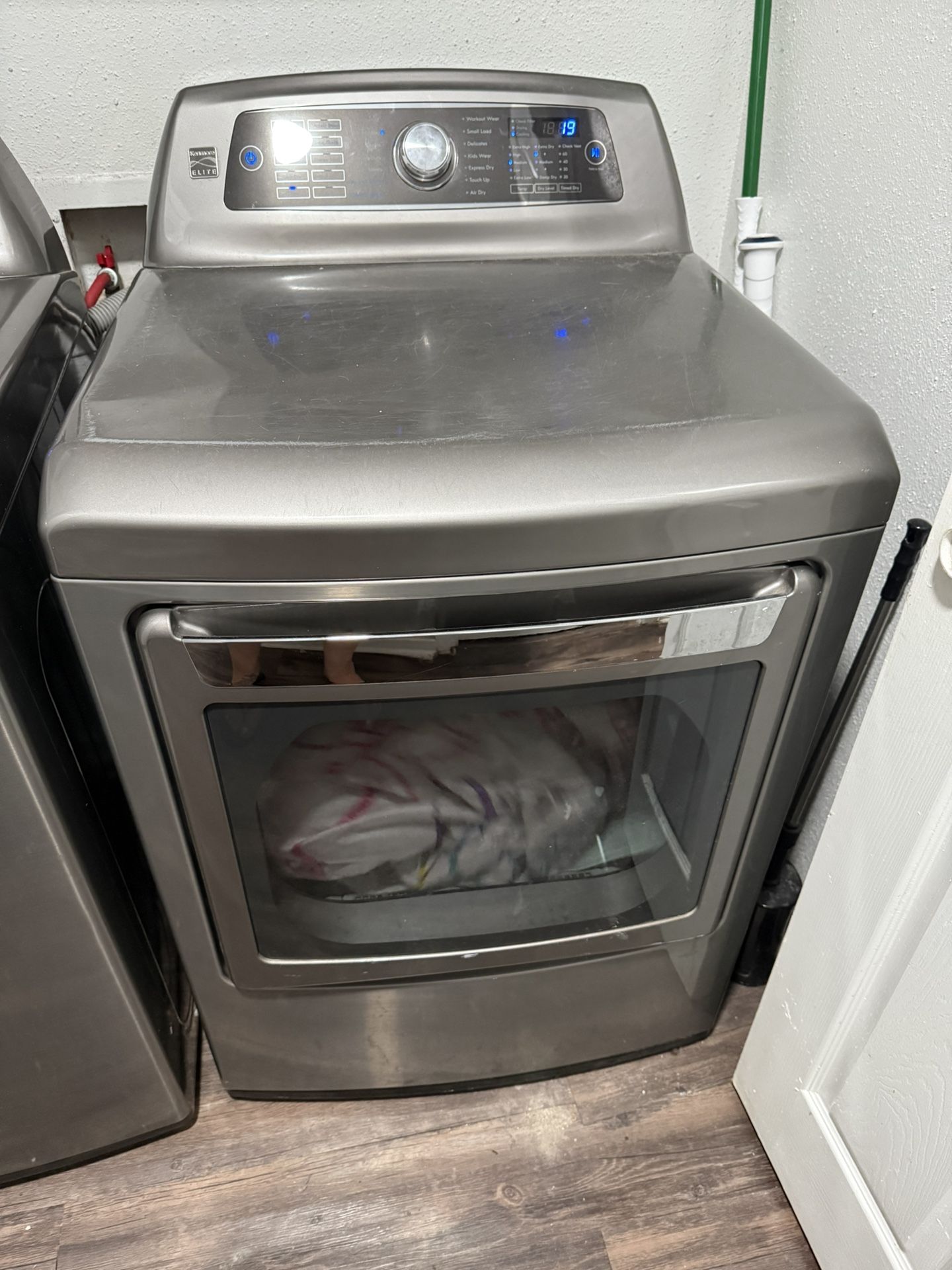 Kenmore Elite Washer/dryer Set 