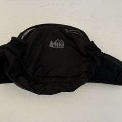 REI Fanny Pack Waist Bag Hiking Travel Outdoor Adventure 