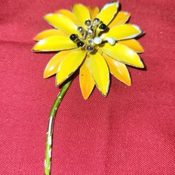Women's Yellow & Orange Metal Flower Brooch