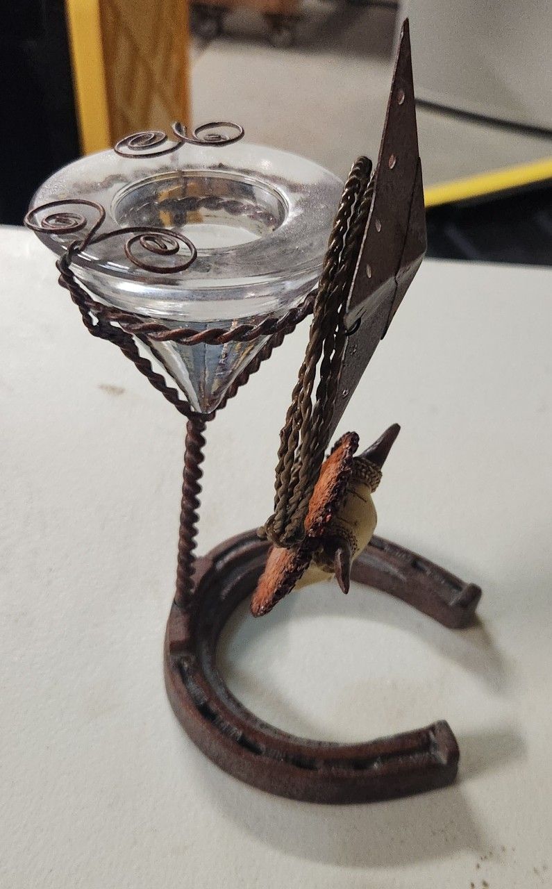 Rustic Horseshoe Star Candle Holder