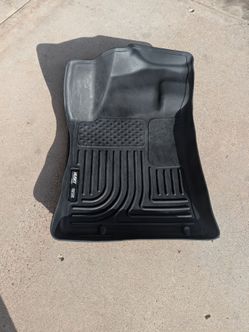 Nissan Altima Husky floor mats and Dash mat