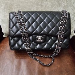 Authentic Chanel Lambskin Jumbo Flap SHW Purse