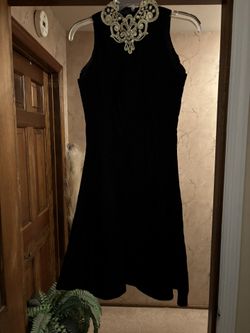 Girls velvet dress