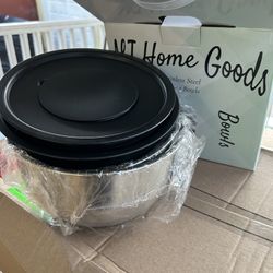 Mixing Bowls with Lids Set of 3 - Stainless Steel Nesting Bowls with Black Airtight Lids, Graters, Non-Slip Base and Handles, Kitchen Bowl Set for Pre