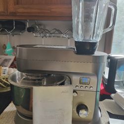 Moving sale~stand mixer or food processor in prestige condition~used once