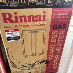 Rinnai Super High Efficiency Plus 11 GPM Residential 199,000 BTU Exterior Natural Gas Tankless Water Heater