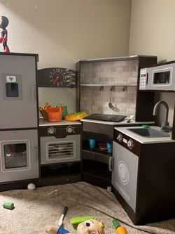 Kids play kitchen