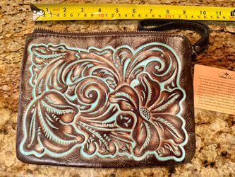 NWT Patricia Nash "Cassini" Tooled Leather Wristlet Clutch