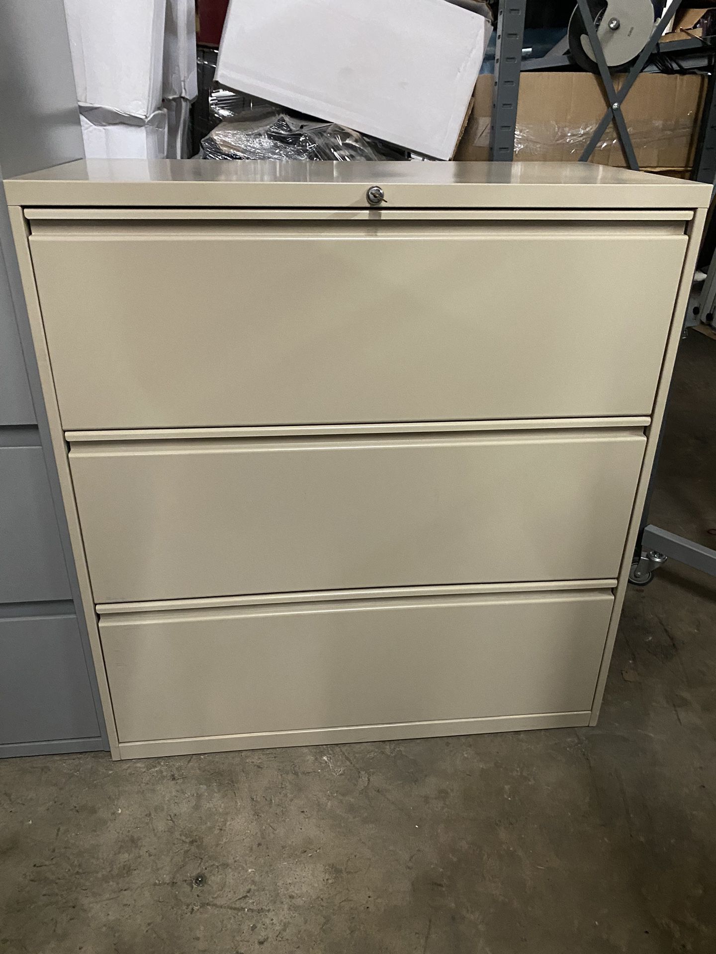 Metal Lateral File Cabinet 