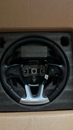 2015 SRT Jeep steering wheel