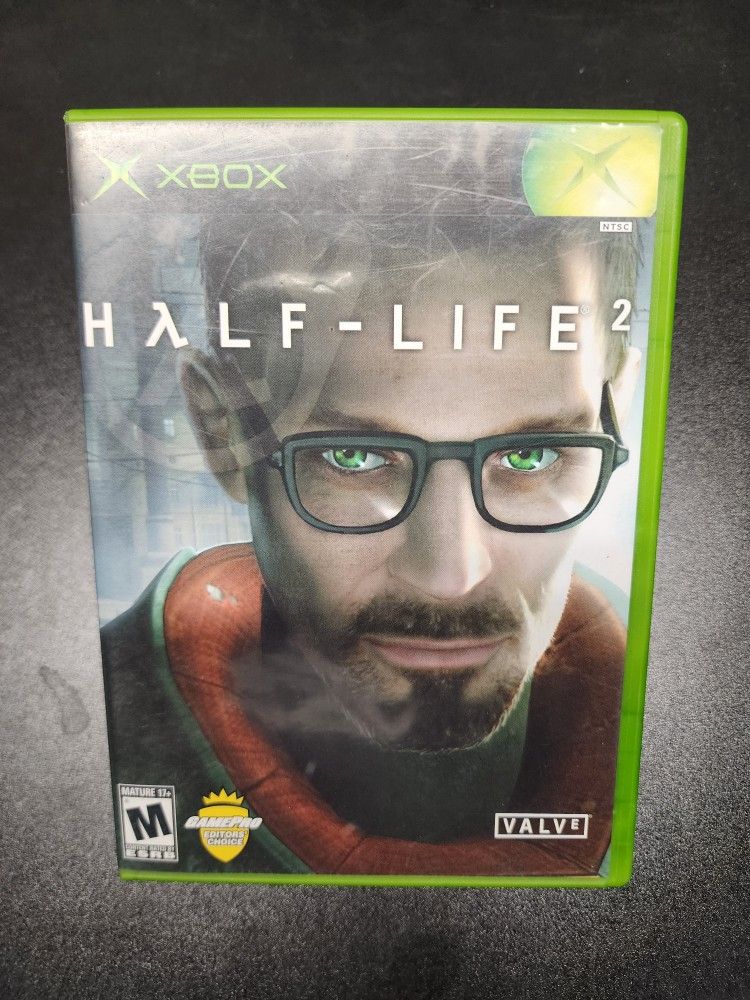 Half-Life 2 (Microsoft Xbox, 2005) Video Game Complete with Manual CIB