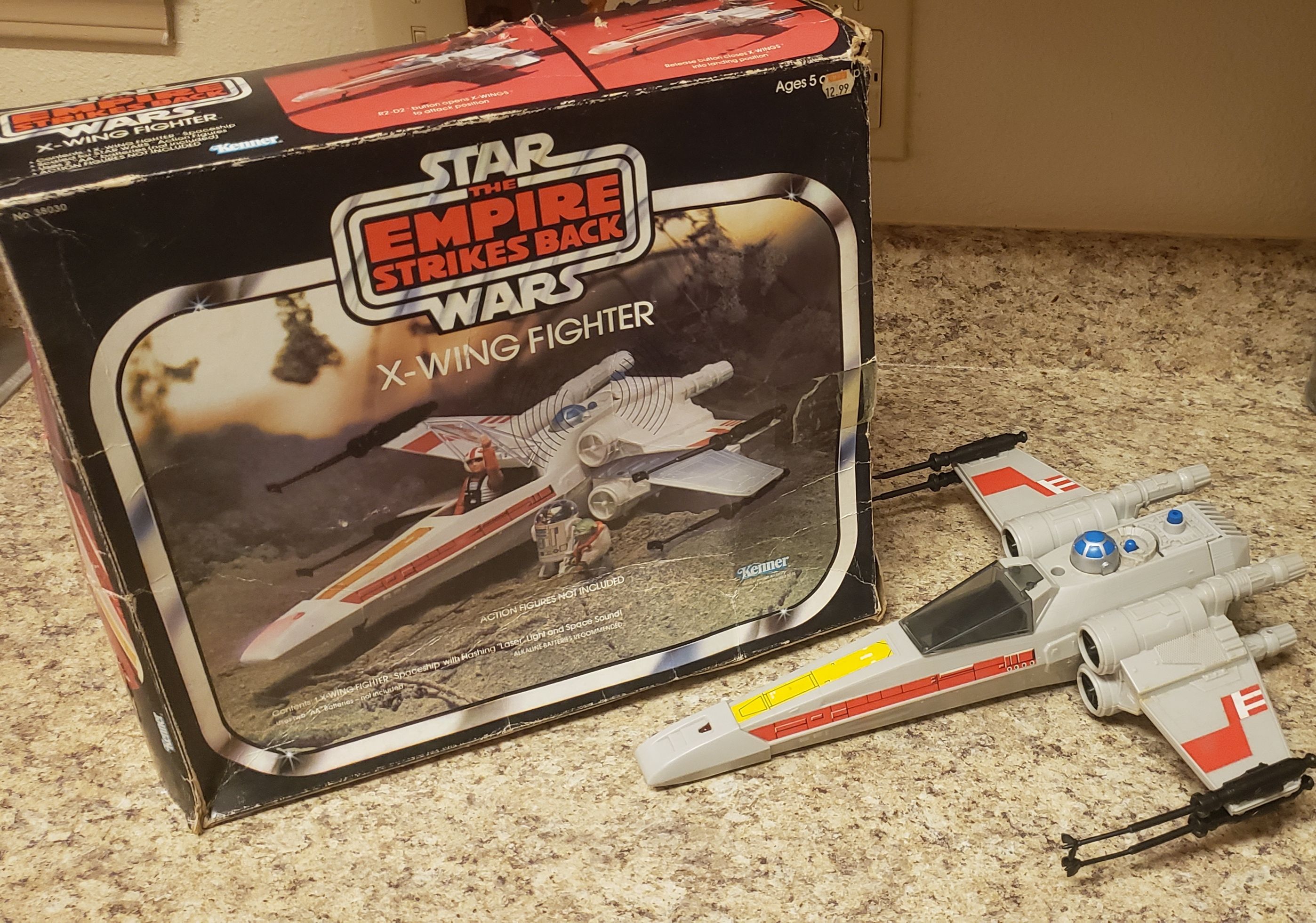 Vintage Kenner 1980 Star Wars X-Wing X Wing Empire Strikes Box Action Figure