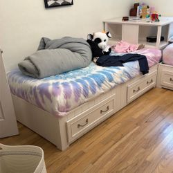 Set Of Twin Beds