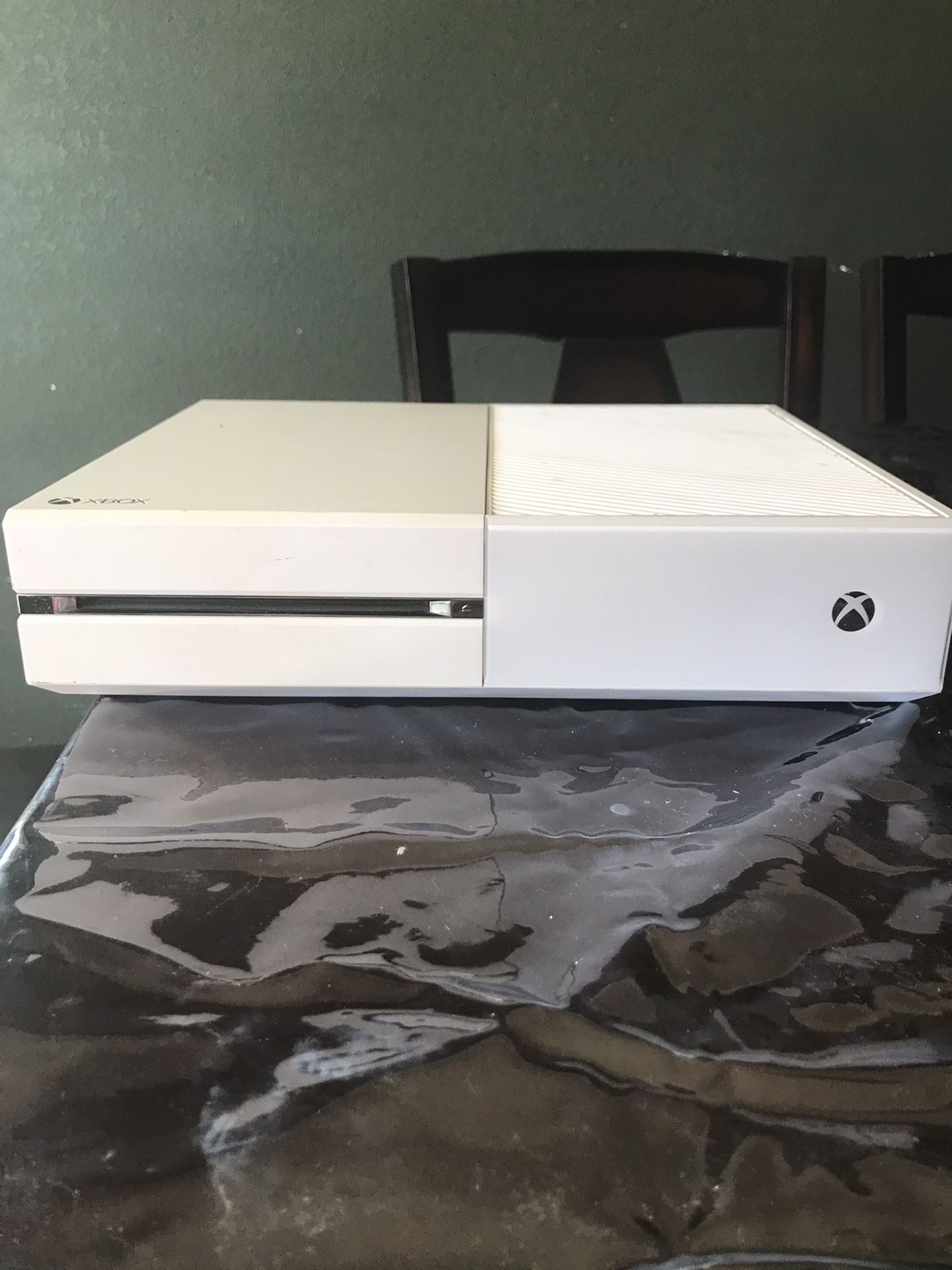 Xbox One (White)