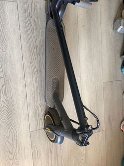 Electric scooter