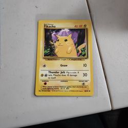 Pikachu Yellow Cheeks 1999 Base Set Pokemon Card Rare 58/102