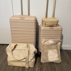 Beige Béis Matching Luggage and Accessories