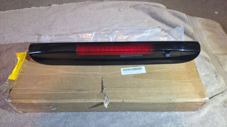 Third Brake Light Land Rover LR3 Base