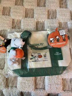 Peanuts + Starbucks 2026 Snoopy tote