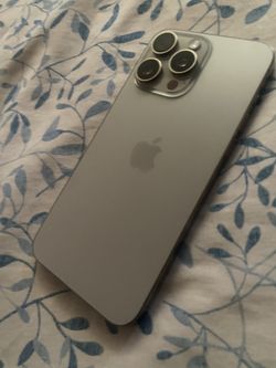 iPhone 15 Pro Max 1tb Gb AT&T Cricket 