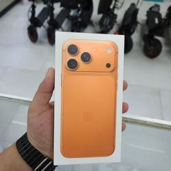 iPhone 17 Pro Max Unlocked 256GB! Finance For $50 Down Payment!!