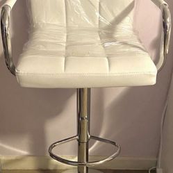 Vanity Chair 👉$120 (New)👈