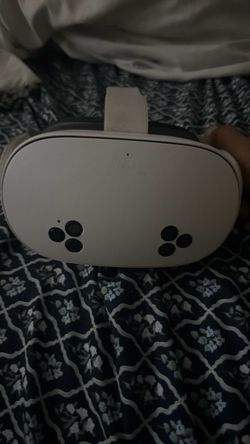 Meta Quest 3 VR Headset