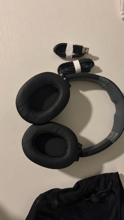 CRUSHER EVO headphones brand new
