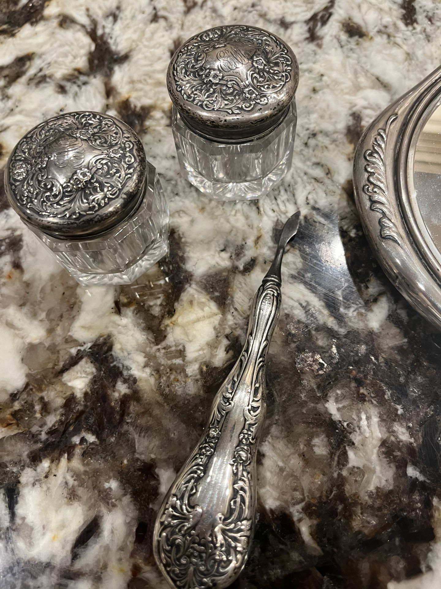 Sterling silver 1920 Mirror And Set 5 Pieces