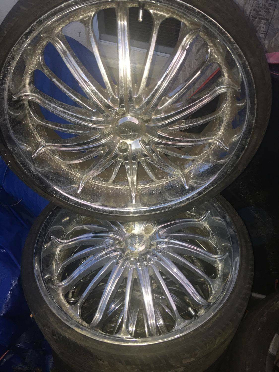 Chrome rims "24"