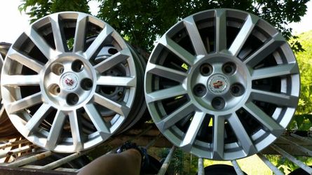 Cadillac CTS wheels original 17