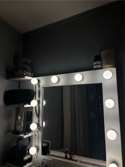 Hollywood vanity